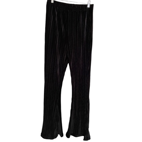 Wild Fable Black Ribbed Velour Boot Cut Pants Size Medium - Picture 2 of 3